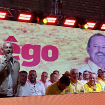 Nivaldo Tirri prestigia convenção que homologou a candidatura de Nego do Mercado a reeleição em Capoeiras