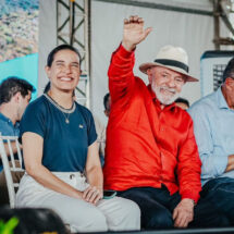 RAQUEL LYRA E JOÃO CAMPOS PROCURAM “FATURAR” COM A VISITA DE LULA
